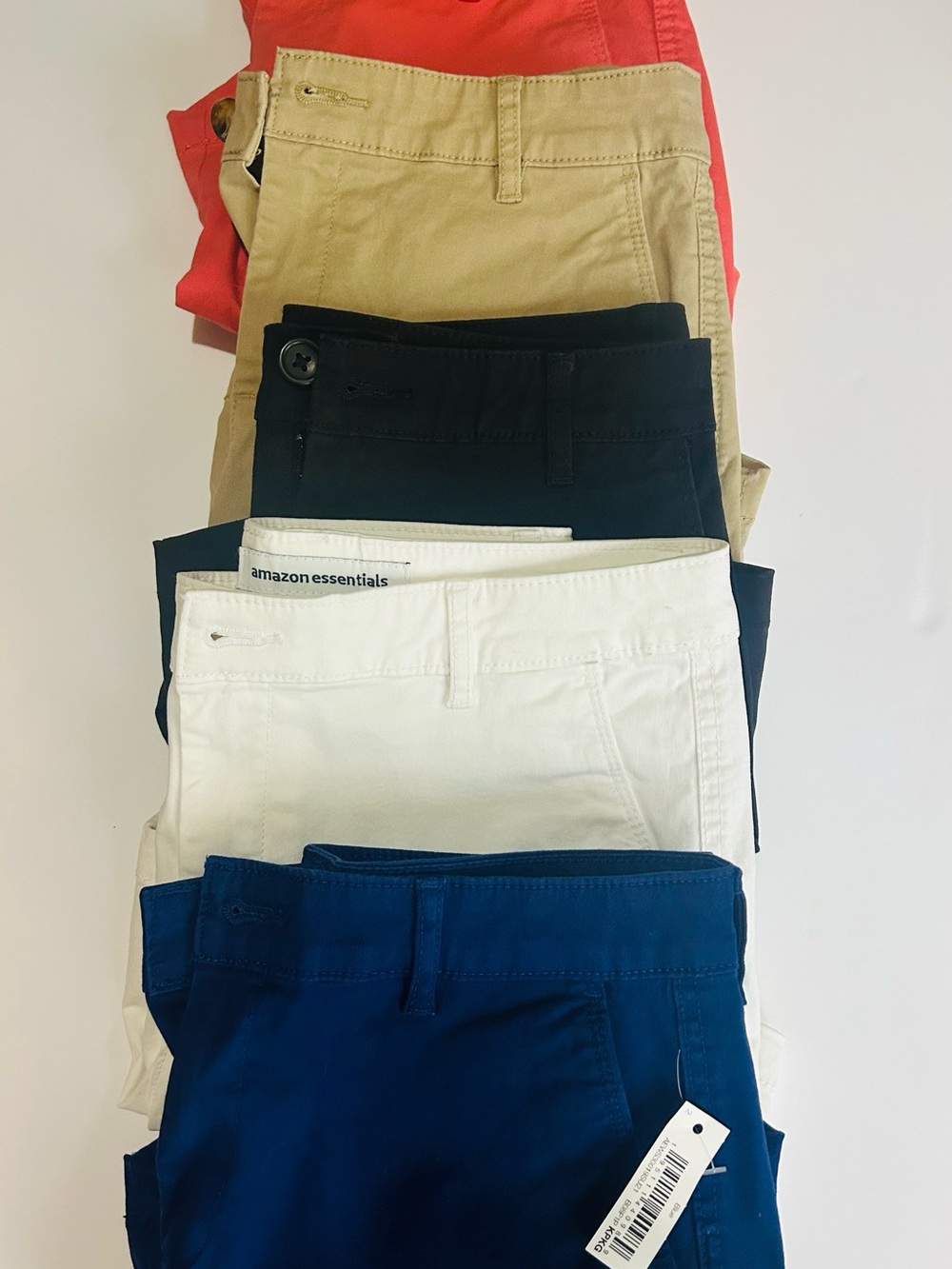 Amazon Essentials 5 pair Bundle of Mid-Rise Tailored Shorts